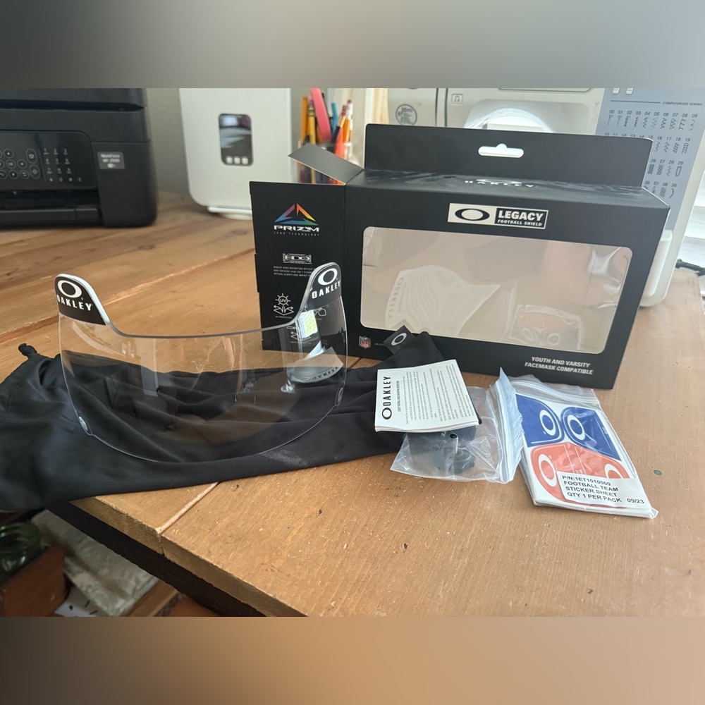 Oakley Legacy Visor - Transparent